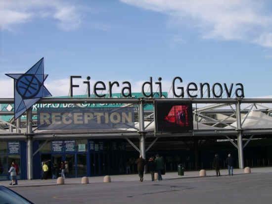 Appartamento In Centro Zona Fiera,Davanti Al Galliera Genova Eksteriør bilde