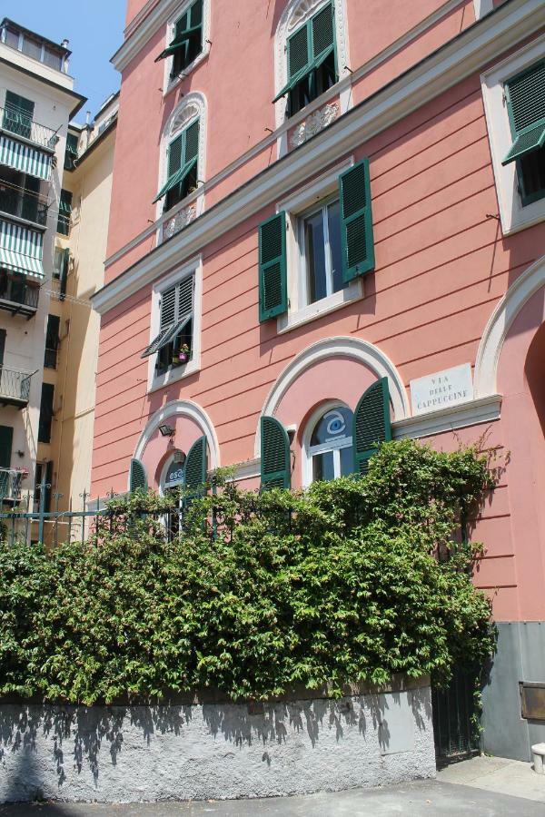 Appartamento In Centro Zona Fiera,Davanti Al Galliera Genova Eksteriør bilde