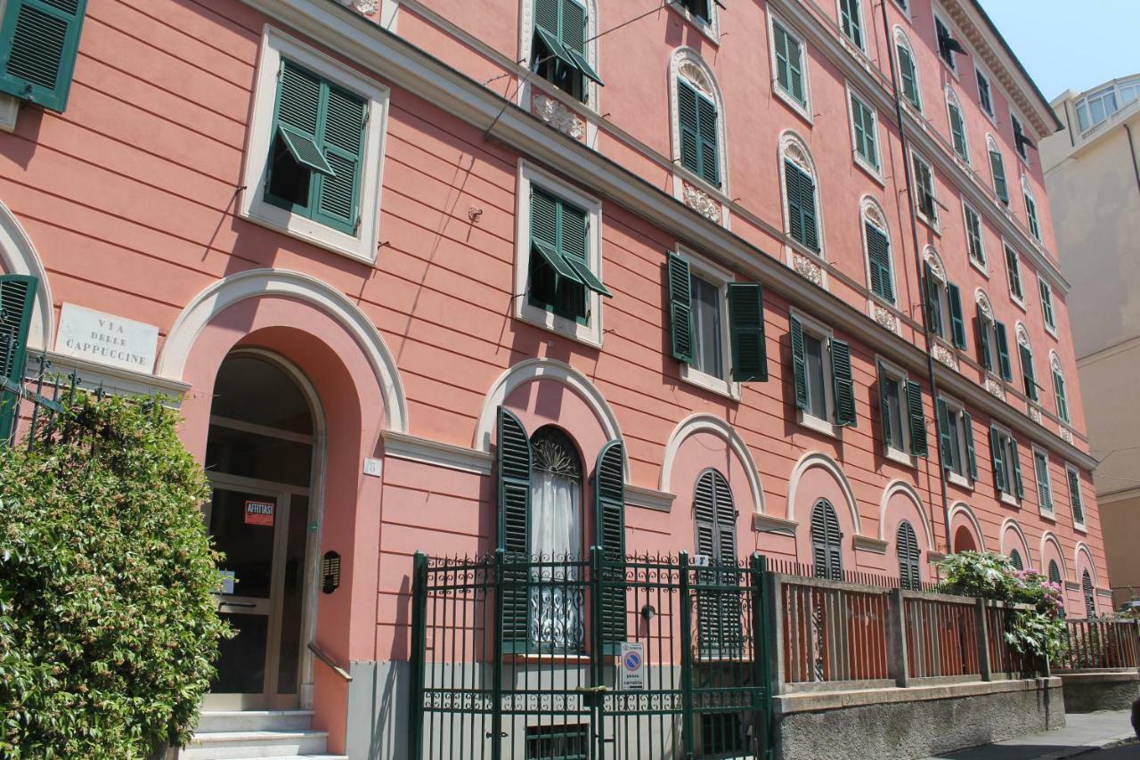 Appartamento In Centro Zona Fiera,Davanti Al Galliera Genova Eksteriør bilde
