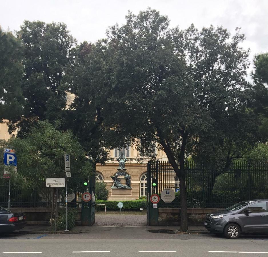 Appartamento In Centro Zona Fiera,Davanti Al Galliera Genova Eksteriør bilde
